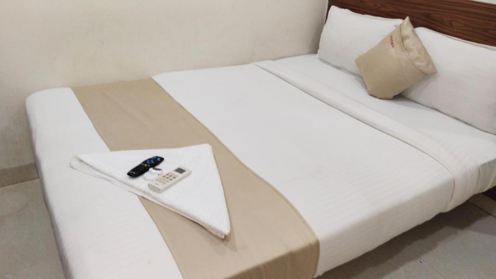Hotel Delight مومباي المظهر الخارجي الصورة